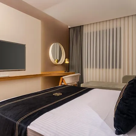 Western Premier Hidden Hills Hotel