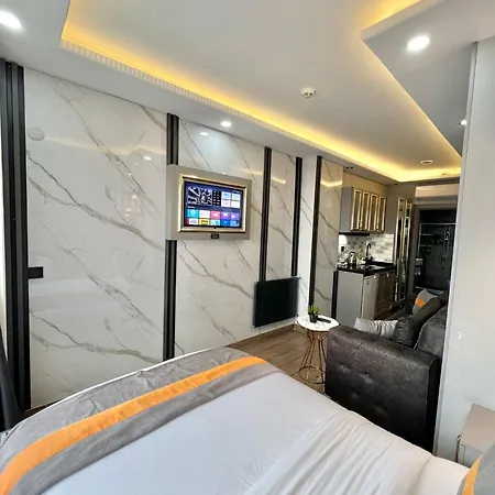 Aparthotel Taksim Larissa 2*