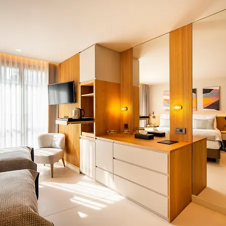 Erk Hotel