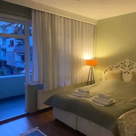 Apartment Comfortable And Lovely, In The Heart Of *
