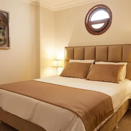 Kaira Hotel& Aparts Istanbul