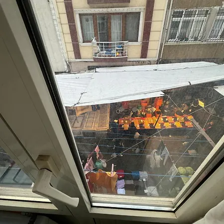 Great Location And Cozy House! Istanbul