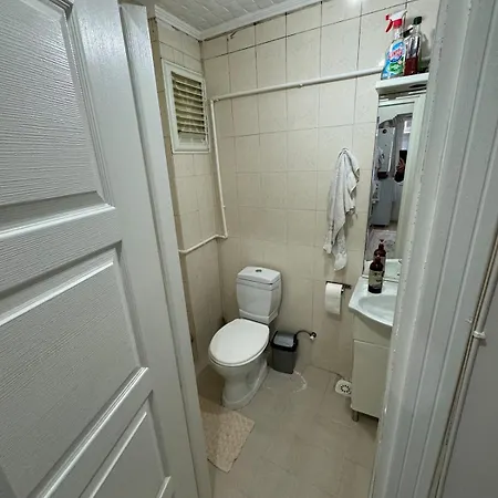 Great Location And Cozy House! *
