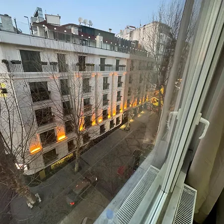 Apartment Bosphorus View And Cozy House!
