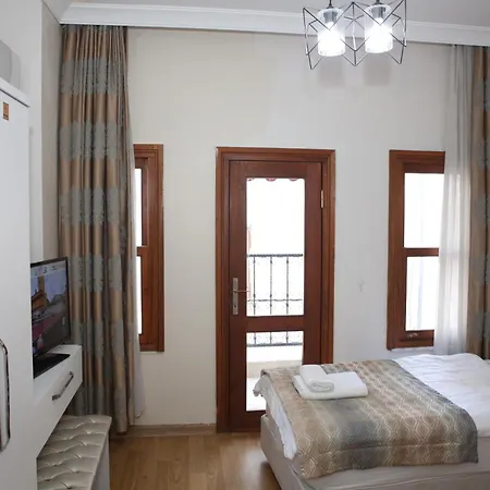 Hotel Rosalie Palace 2*