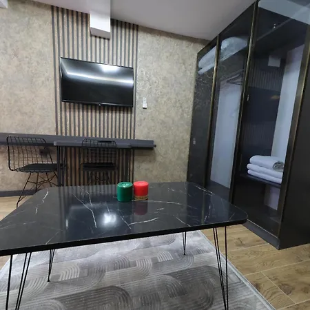 Nomad Hub Apart Otel *