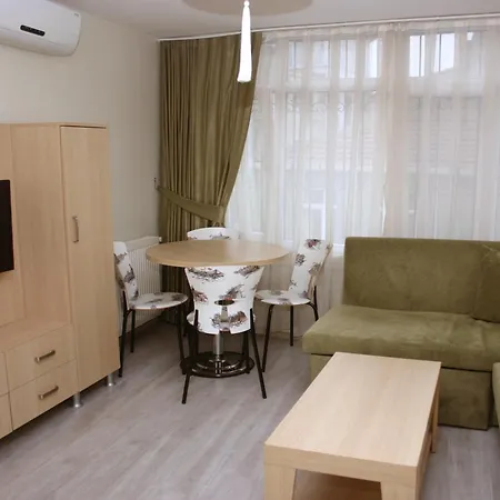 Aparthotel Miracle *