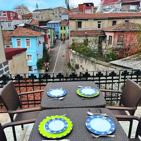 Villa Stylish Triplex With Turkish Bath, Terrace, Location *