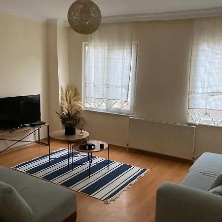 Stylish Triplex With Turkish Bath, Terrace, Location Villa Istanbul