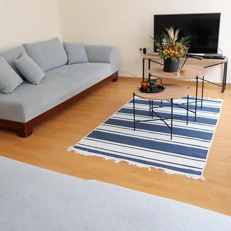 Stylish Triplex With Turkish Bath, Terrace, Location Villa Istanbul
