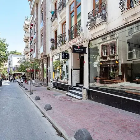 Apartment Prime Location With Terrace *
