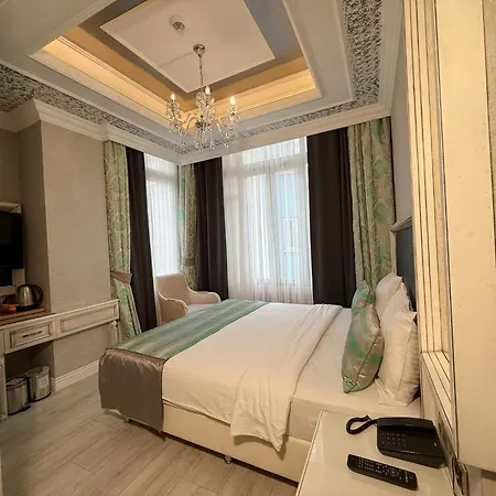 Отель Manesol Old Bosphorus 4*