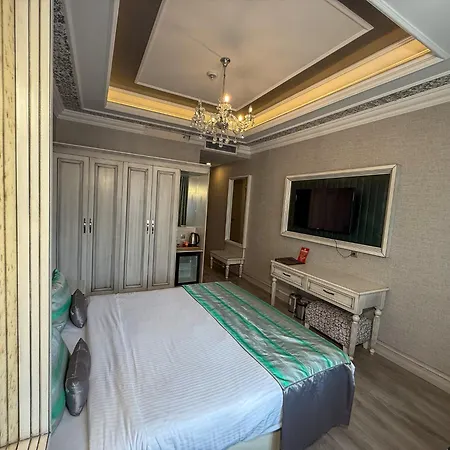 Отель Manesol Old Bosphorus 4*