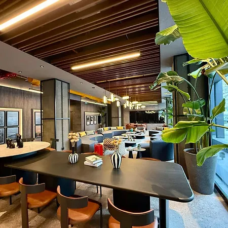 Отель Cityloft 147 *