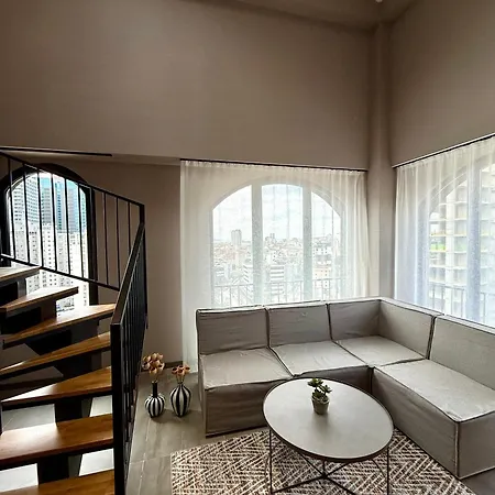 Отель Cityloft 147 *