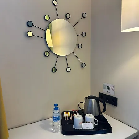 Tempo Airport Hotel