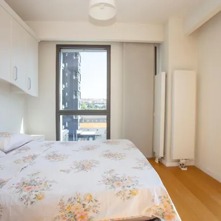 Apartment Divan - Guenesli Near Atakoey Metro Station Istanbul