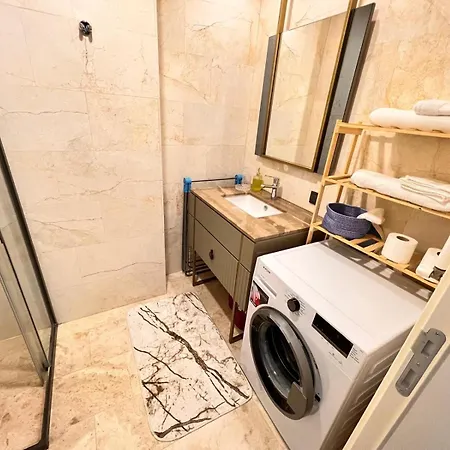Apartment G Tower At Divan Near To Mimar Sinan Metro Station