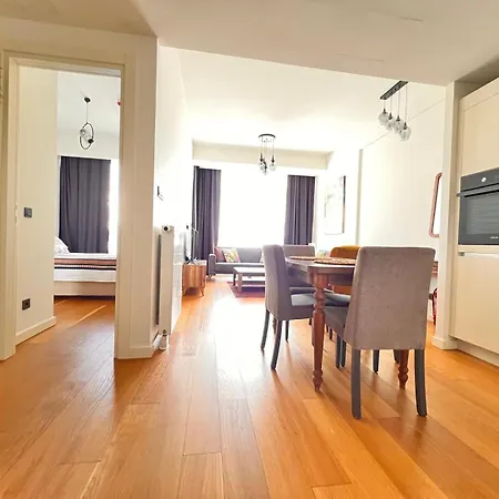 G Tower At Divan Near To Mimar Sinan Metro Station *