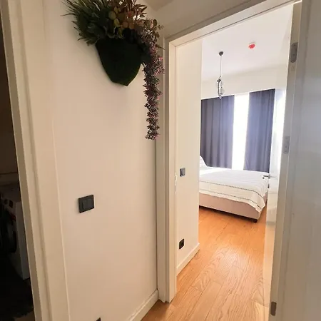 Apartment G Tower At Divan Near To Mimar Sinan Metro Station