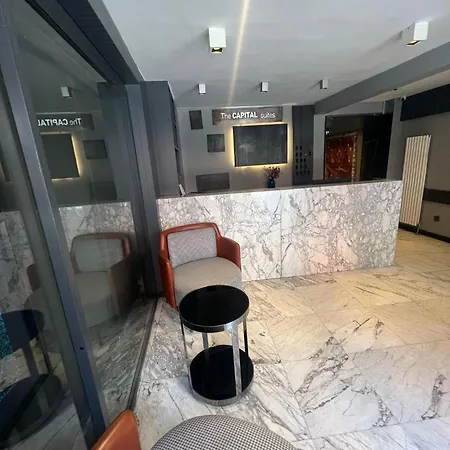 Aparthotel The Capital 2*