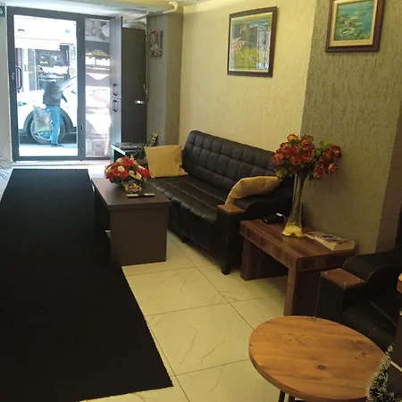 Homestay Yellow Bull