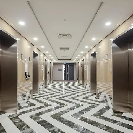 Royal In Sinpas Queen 40f Apartment *
