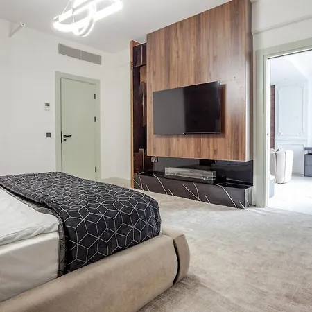 Royal In Sinpas Queen 40f Apartment
