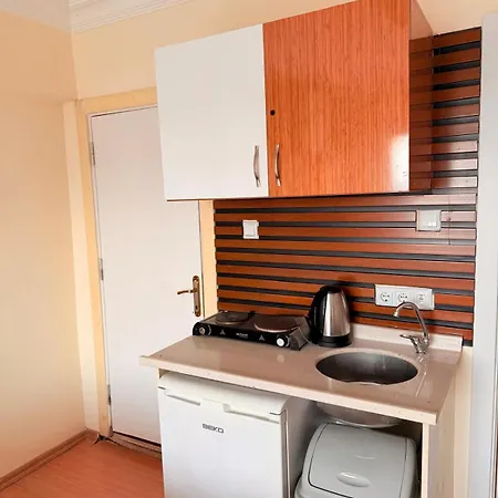 Aparthotel Halic *