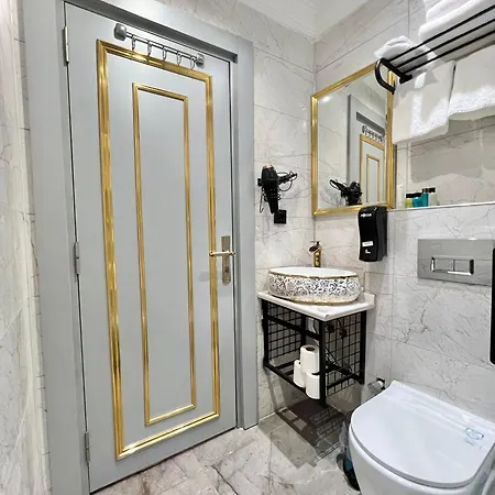Ξενοδοχείο με διαμερίσματα Taksim Larissa *