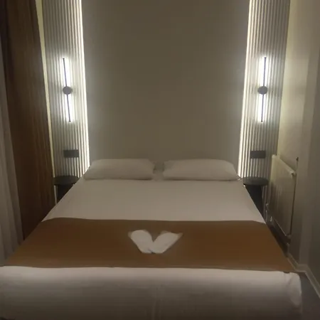 Istanbul Holiday Hotel Отель Стамбул