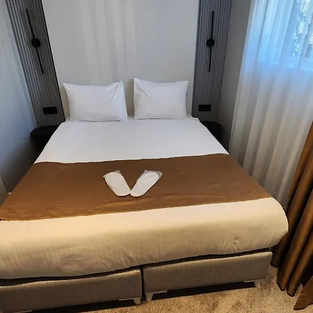Istanbul Holiday Hotel