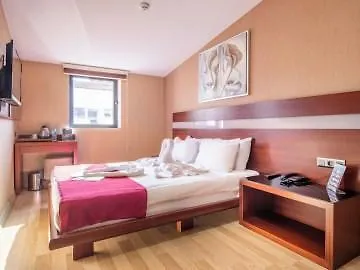 Park By Clover Otel İstanbul