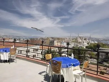 מלון Hali