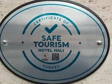 Hali Hotell