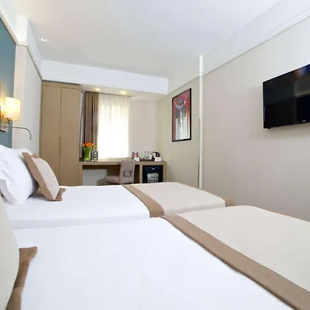 Ramada By Wyndham Taksim Hotel