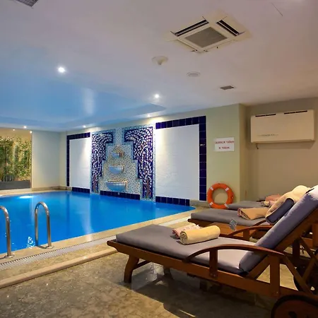 Hotel Ramada By Wyndham Taksim