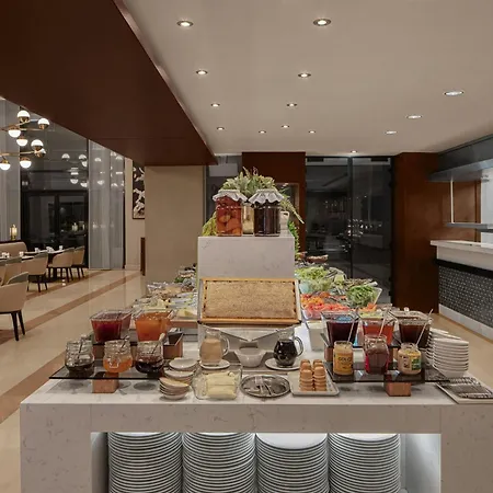 Отель Sheraton Levent