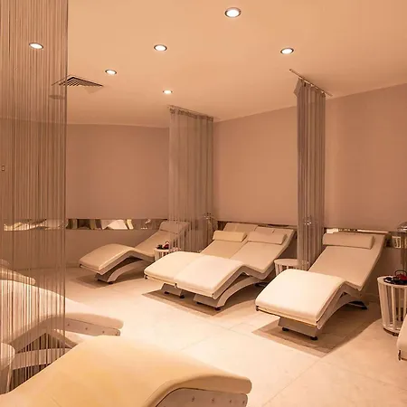 Wyndham Grand Kalamis Marina 5* Istambul