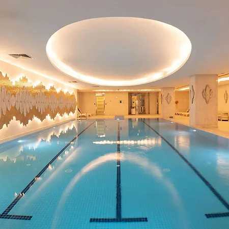 Wyndham Grand Kalamis Marina Hotel 5*