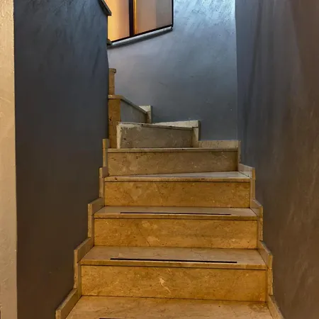 Old Aparthotel *