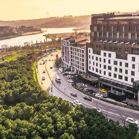 Hotel Moevenpick Golden Horn