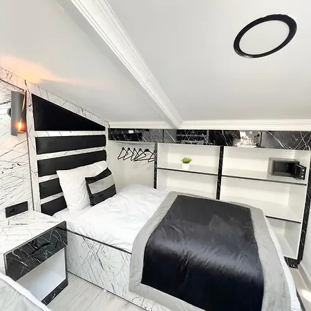 Taksim Larissa Aparthotel