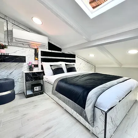 Taksim Larissa Aparthotel