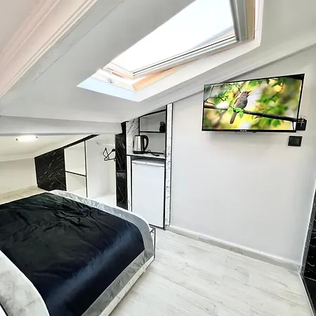 Taksim Larissa Aparthotel