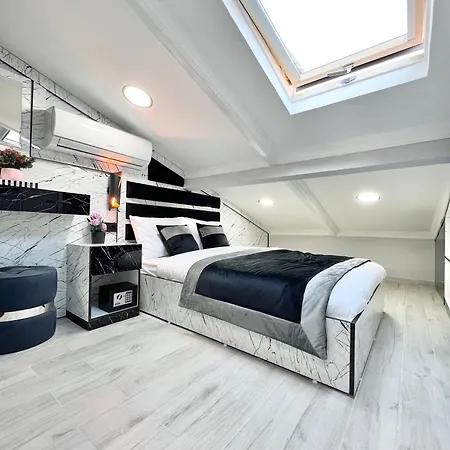Taksim Larissa 2*