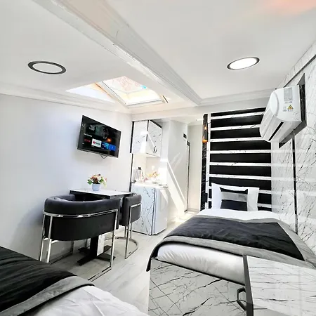 Taksim Larissa Aparthotel