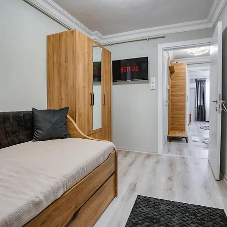 Oldcity Apartament *