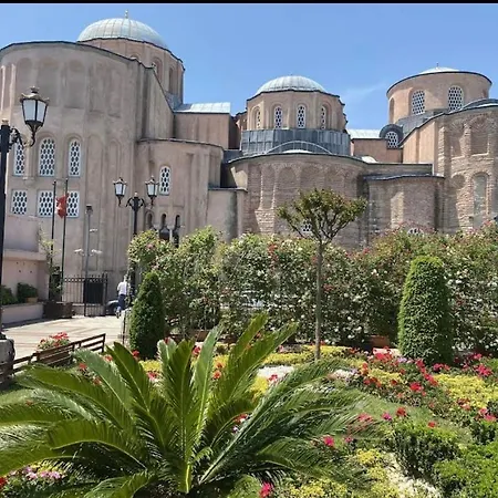Super House 75 Mt 2 Bedrooms 1 Living Center Apartment