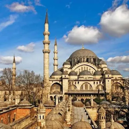 Super House 75 Mt 2 Bedrooms 1 Living Center * Istanbul